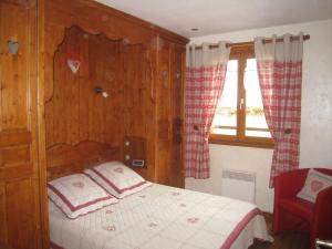 Chalets Charming Chalet in Ventron with Terrace : photos des chambres