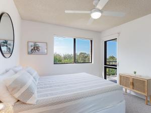 Intrepid 10 water views over Shoal Bay Beach