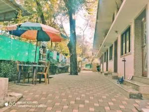 Chandraprabha Nyahari Niwas - Chaoka