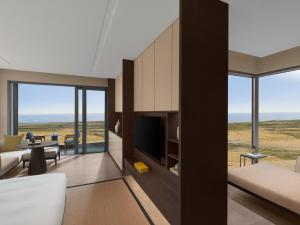 New World Hoiana Hotel