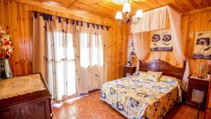 Casa Las Olivas Sayalonga by Ruralidays