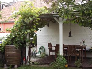 Haus Rothenstein, ruhige FeWo, ca. 10 min. zu Messe und Flughafen