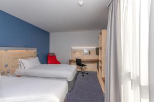 Hotels Holiday Inn Express Saint-Nazaire, an IHG Hotel : photos des chambres