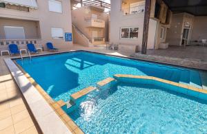 Sun Beach Apartments