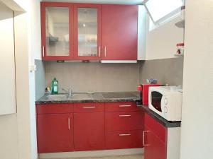 Comfortable studio in Bevaix with mountain view - 30 m² + Spa