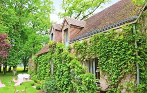 Maisons de vacances Maison de 2 chambres avec piscine partagee jardin amenage et wifi a Saint Branchs : photos des chambres