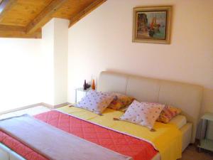 One bedroom appartement at Murter 500 m away from the beach with sea view balcony and wifi