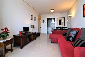 Cozy apartment in Benidorm 68 m² with shared pool