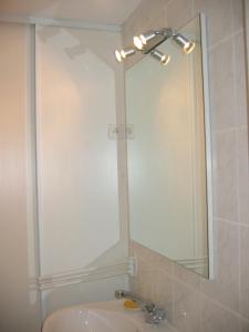 Appartement avec vue sur mer à Port-Vendres, 60 m², balcons.