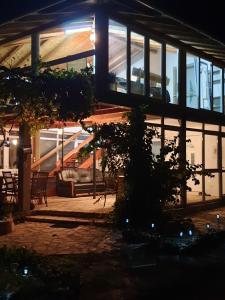 Modern Apartment with Garden View in Belišće - 76 m²