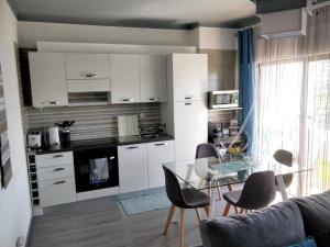 Sea View Apartment - Portimão - Balcony