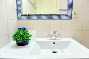 Charming apartment in Porto, 60 m², historic center