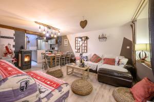 Appartements Appartement spacieux a Orcieres – Vue sur la montagne. : photos des chambres