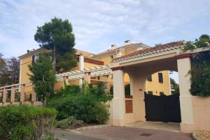 Appartement charmant à Saint-Aygulf avec jardin privé