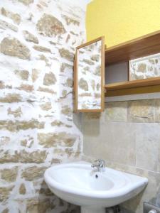 Charming Studio in Betina, 30 m², Terrace