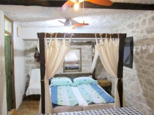 Studio at Betina 60 m away from the beach with furnished terrace and wifi