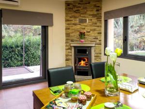 Charming villa in Cividade, 150 m² with private pool