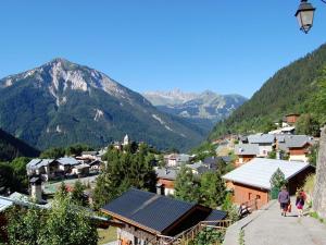 Appartements Appartement de 4 chambres a Champagny en Vanoise a 400 m des pistes avec jardin clos et wifi : photos des chambres