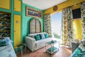 Studio en bord de mer à Menton avec piscine privée 80 m²