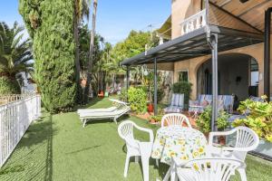 Studio en bord de mer à Menton avec piscine privée 80 m²