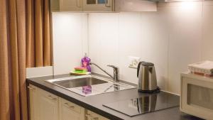 Swiss Inn & Apartments