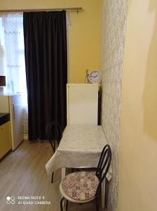 Smart econom for near Opera