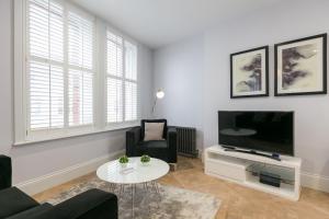 Urban Chic - Shaftesbury