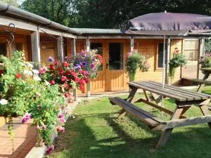 Homeside B&B - 银石