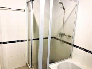 Platinum Suites studio condo Jomtien