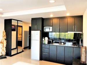 Platinum Suites Studio Condo Jomtien - Sleeps 2