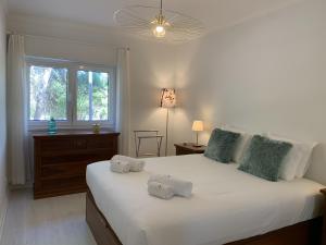 FLH Cascais Posh Apartment