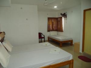 Samrat Guest House KK Nagar