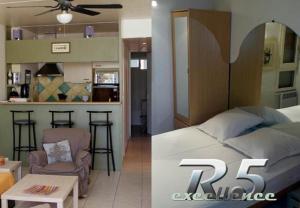 Appart'hotels Hotel Riad 5 Studio Cap Libertin Village Naturiste : photos des chambres