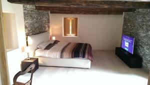 Apartment with Terrace room in Corte delle Camelie