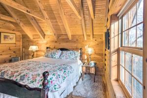 Wraparound Deck Linville Mountain Cabin