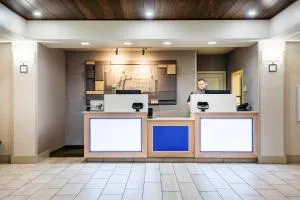 Holiday Inn Express Hotel & Suites Lewisburg - Falling Spring