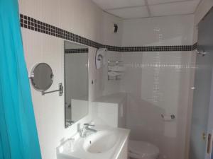 Hotels Hotel L'Hacienda : Studio (2 Adultes)