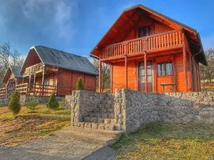 Brvnare Cirkovic - Čajetina