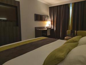 Hotels Best Western Plus Evreux Palais Des Congres : photos des chambres