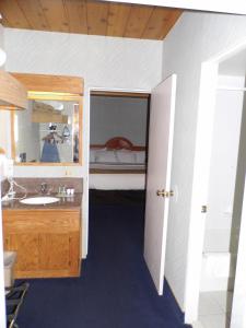 Americas Best Value Inn Sandpoint