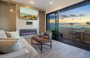 Ocean view AC heated Pool jacuzzi Tennis bikesPool table foosball bikes - Cliff Haven