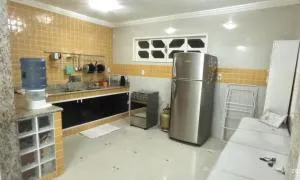 Casa temporada Rio das Ostras - Garagem - Piscina - Wi-fi - Cozinha Completa - Sky e Netflix - Ar condionado - Rio Dourado