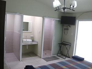 Hotel Rincón Familiar con Piscina, cerca de la playa y restaurante