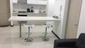 Hermoso Apto con vista a la sierra y a Cabo Tortuga en el sector del Irotama en Santa Marta