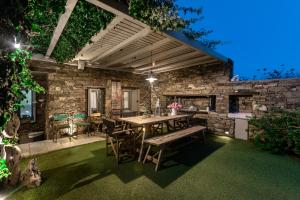 White Tinos Luxury Suites Tinos Greece