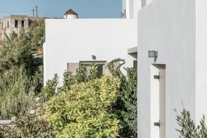 White Tinos Luxury Suites Tinos Greece