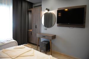 Triple Room room in Basilissis Hotel