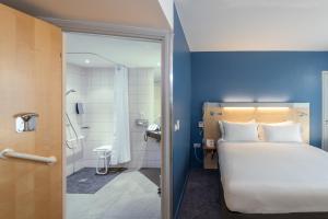 Hotels Holiday Inn Express Saint-Nazaire, an IHG Hotel : photos des chambres