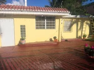 Gavidias Guest House - Bairoa