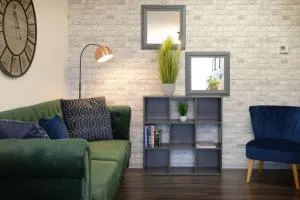 Canterbury Comfy 6 Bed House with Hot Tub - Entire House - Sturry